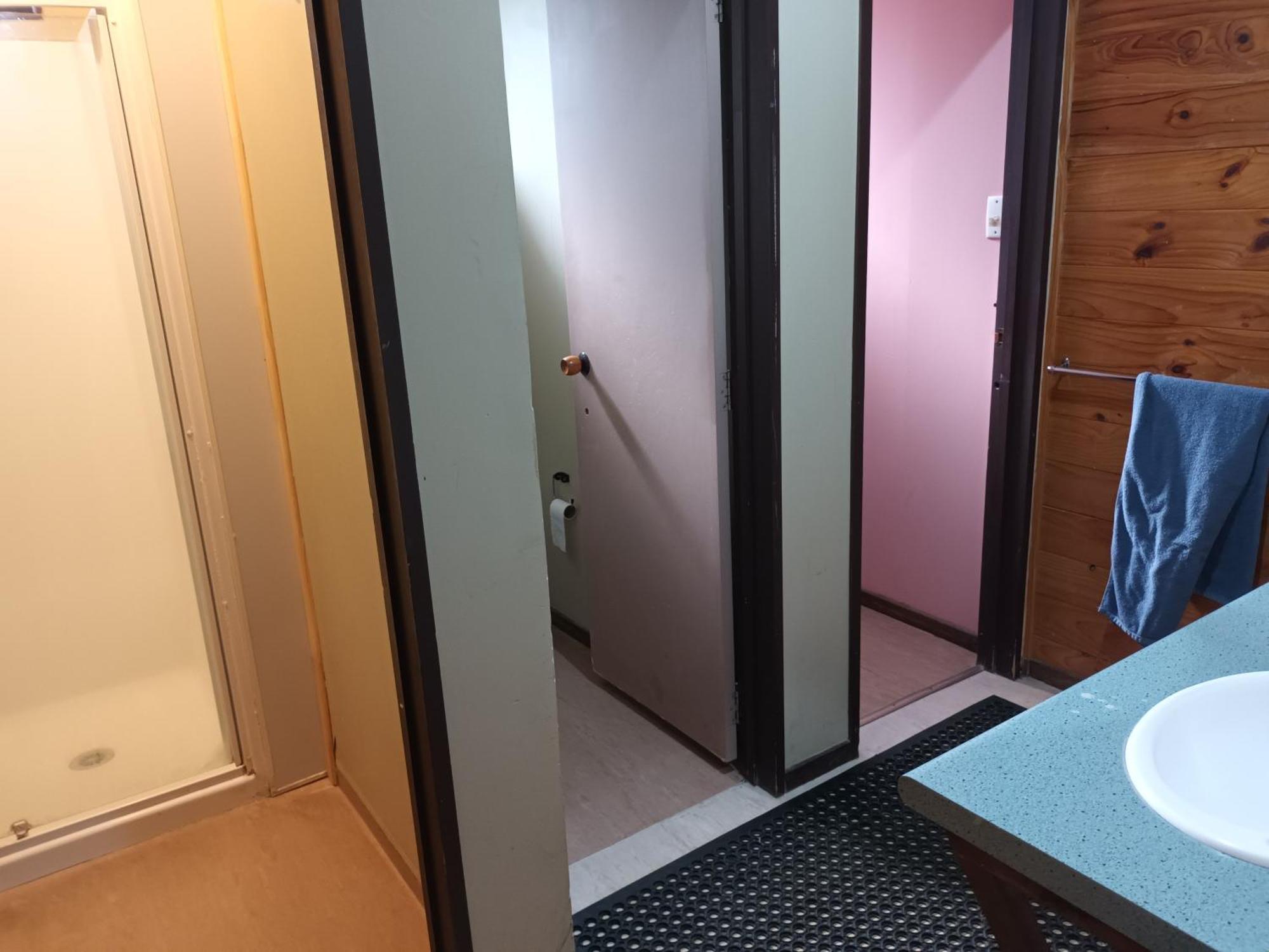 Junohall Backpackers وايتومو كيفز المظهر الخارجي الصورة